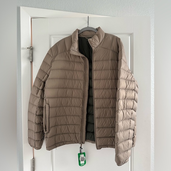 Solaris Lightweight Natural Down Coat- Men’s Large - Picture 1 of 6